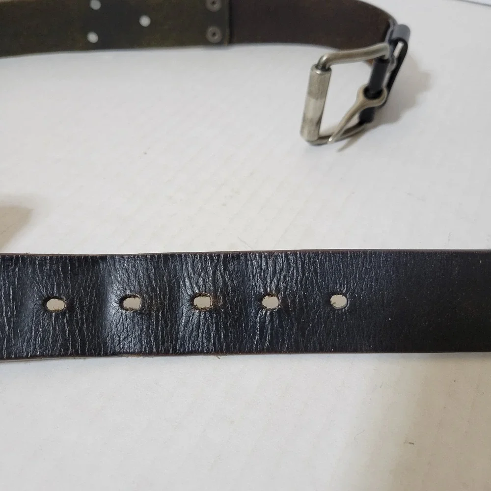 GUESS Y2K Spellout Black Leather Belt Men's Size 34 Grommeted Punk Vintage